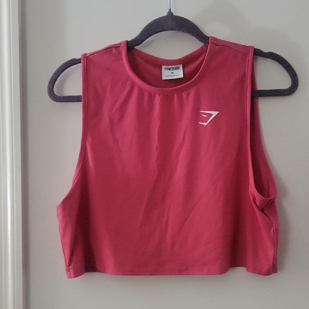 Gymshark Women's Vibrant Pink Sleeveless Crop Workout Tank Size Medium